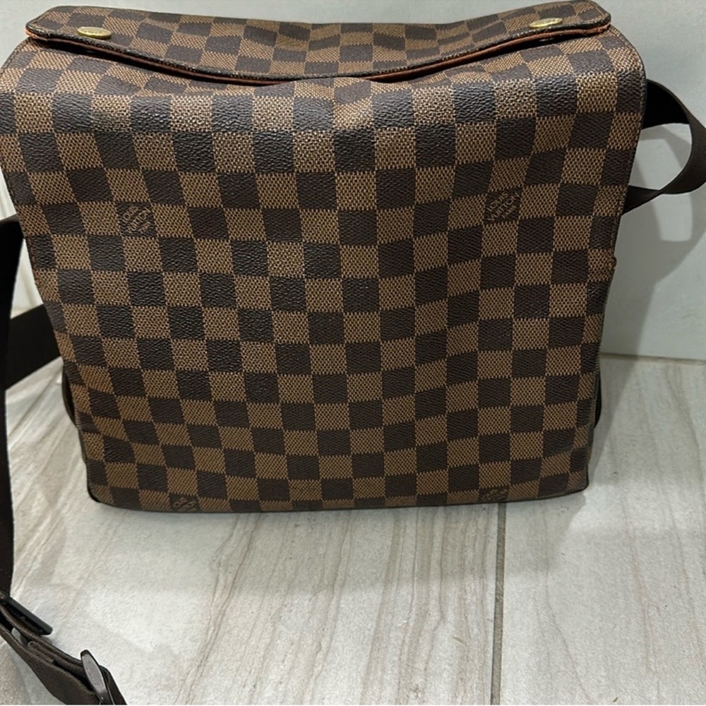 LOUIS VUITTON DAMIER NAVIGLIO - Picture 13 of 17